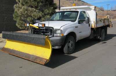 WELL MAINTAINED VEHICLES & EQUIPMENT FROM LOCAL MUNICIPALITIES 2003 Ford F550 4x4 Landscape Dump