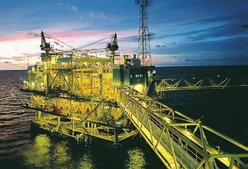 Typical installations are offshore rigs, work camps, oceanfront resorts, and cruise ships.