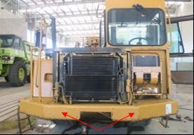 Front end and drawbar Illustrates the amount of dismantling (a number of non-affixed panels)
