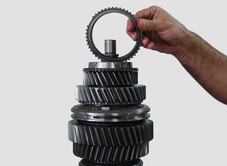 Main Shaft Assembly 25. Install the rollers spacer. 25 FSO-4505A/145 26. Install the 3rd speed gear.