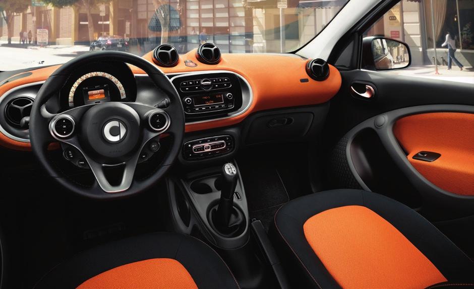 contrary: the different interiors play a decisive role in defining the character of each smart forfour.