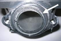 5.7.3 The sealing flange for the exhaust socket may show either cast finish surface or signs of machining from the manufacturer. 5.7.4 The top edge of the