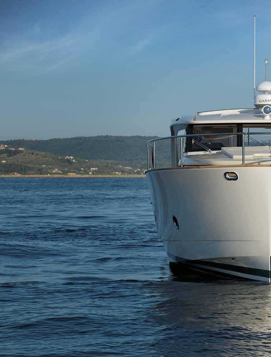 Greenline 40 Hybrid was designed as a larger yacht with the same philosophy: A low-drag energy saving Superdisplacement hull coupled with hybrid (diesel/electric) and solar