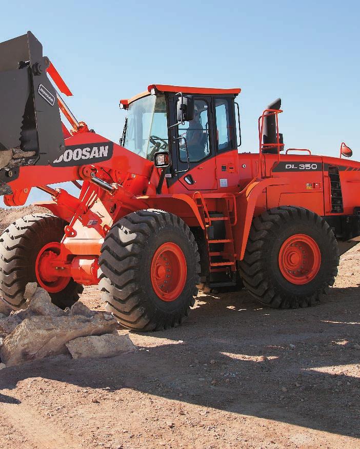 Hydraulic Quick Coupler Change your wheel loader attachments quickly and easily.