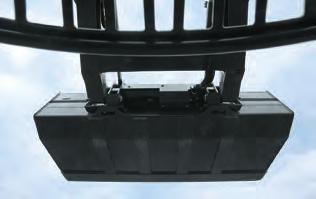 positioned windshield wiper for a clearer view in all conditions Front lights are positioned at the side of the cab to expand your forward view, especially to the upper corners, making it easier to