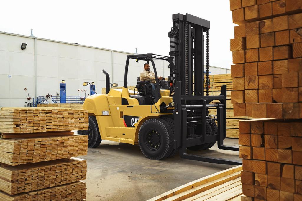 DP70N AND DP100-160N COST-SAVING CONSTRUCTION Rugged frame Low fuel consumption is certainly not the only cost-saving benefit of these trucks.