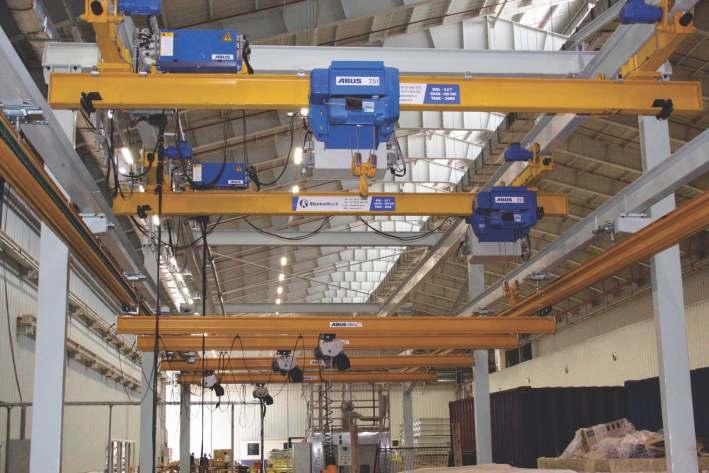 Majority of the Underslung Overhead Cranes are in the capacity range from 250kg to 10MT. However, higher capacity Underslung Cranes can also be manufactured as per the client requirements.