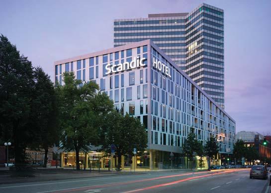 only 20 minutes drive from Hamburg airport, the Hotel Radisson provides the balance between urban convenience and quiet comfort.