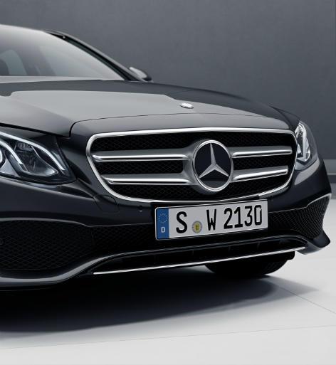 E-Class Saloon AVANTGARDE exterior equipment 9 17 10-spoke alloy wheels or 18 5-spoke alloy wheels, depending on engine variant AGILITY CONTROL suspension with selective damping system, lowered by 15