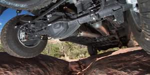 3 " FRONT SUSPENSION ARTICULATION THERE IS SIMPLY NO OTHER TRUCK YOU CAN BUY WITH THIS LEVEL OF FACTORY-WARRANTED CAPABILITY. 6.