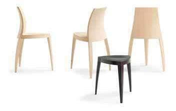 Didivi Roberto Romanello 81 Chair with solid maple frame and bent maple plywood seat and back. Hollow back of 3 mm maple plywood features a special tri-dimensional bending technology.