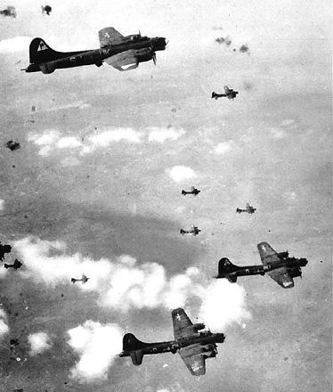 WEAPONS WORLD WAR II: WAR IN THE AIR 9. STRATEGIC BOMBING.