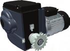 Ridder RW240/400/600 motor gearboxes The RW240/400/600 motor gearboxes are maintenance-free, compact power units for driving ventilation, screening and lifting systems in greenhouses and livestock