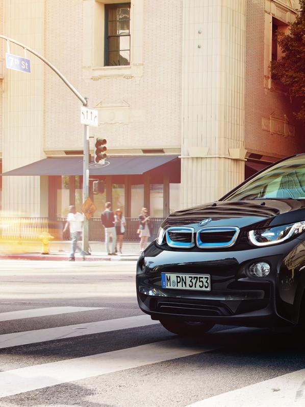 9 BMW i3 Sport package OPTIONAL EQUIPMENT HIGHLIGHTS The new BMW i3 Sport package allows you to customise your BMW i3 even further.