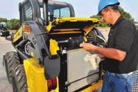Easy maintenance Maintenance and servicing on 200 Series skid steer oaders and compact track oaders coudn t be easier, access for engine and hydrauic oi changes is via a removabe cover on the eft