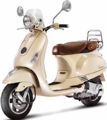 LXV125 2013 RANGE SIENA LXV maintains the structure of the Vespa LX with its steel body but takes its Vespa charm from the sixties, with the presence of chromium finish on the tubular handlebar and