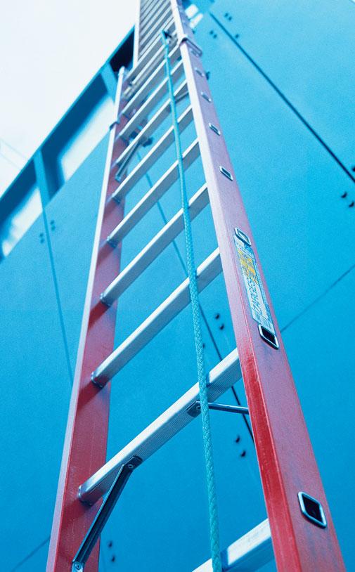 P ZARGES push-up and rope-operated ladders highly flexible in the best sense of the word.