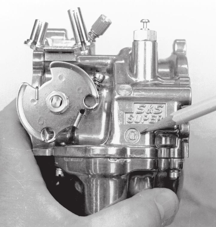 INTRODUCTION S&S Super E and G Shorty carburetors are butterfly type carburetors with fully adjustable idle mixture and circuit and changeable mid range and high speed jets The high speed circuit