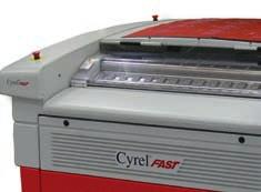 prireditev Ključna novost strojnega dela oziroma paketa osvetljevalnih naprav je zagotovo enota razvijanja fotopolimernih plošč, zasnovana na tehnologiji Cyrel FAST.