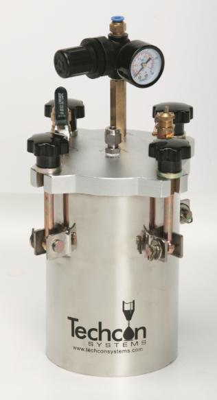 Compression fittings are located at the centre of the lid, of the pressure tanks, to ensure a continuous fluid path to the dispensing valve.