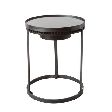 Chain Side Table 24d x 27h Standard material: metal