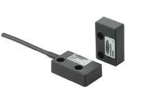 INTERLOCK SWITCHES LASER SCANNERS TWO-HAND CONTROL Series Description Style Protection Rating Housing