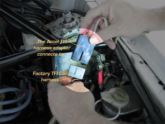 Fig8a 16. Connect the Accel TFI adapter to the Ford factory ignition connector (we moved it aside in step 4). These are keyed one-way connectors which help to eliminate wiring mix-ups.