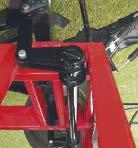 4-wheel brakes on 650/750 bushel model. Rear mounted SMV sign is standard. Front mounted ladder. Transport safety chain.