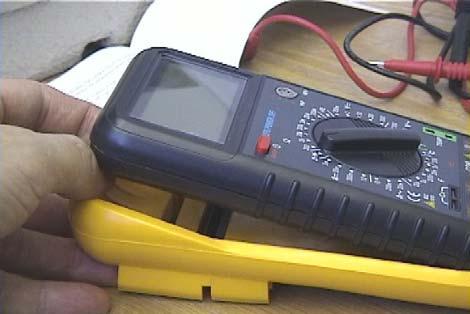 When the user exceeds the current capacity of the MY64 multimeter, an internal fuse opens to protect the precision current shunt.