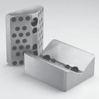 www.danly.com NAAMS U & V Blocks Metric These 65, 75, 125 and 175mm U and V Blocks are manufactured to metric dimensions and fully meet the NAAMS standard.