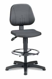 The chair can be supplied with special castors featuring load-sensitive brakes for hard floors (Unitec 2) or with abrasion-resistant glides (Unitec 1 and Unitec 3) as an option.