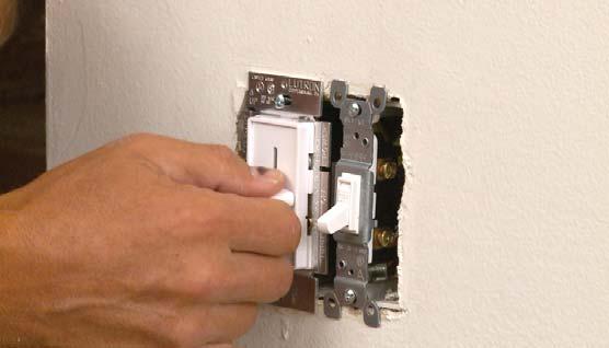 16 Test your dimmer switch. Make sure that the lights dim correctly.