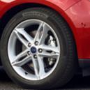 WHEELS & TYRES Focus Style Zetec Red and Black 17"