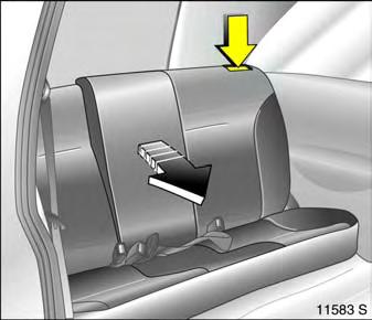 Extending the luggage compartment, Corsa Changing angle of rear seat backrest Release one-piece rear seat backrest or