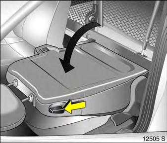 Luggage compartment grille 3, Combo A luggage compartment grille is provided behind the front seats to prevent the vehicle occupants from being injured by loose luggage.