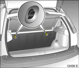 Stowage compartment above front seats, Combo The compartment is only suitable for stowing light objects. Maximum load: 15 kg.