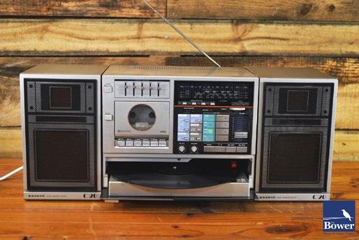 Lot 1 Sanyo C 20 Portable Music System Boombox Good to very