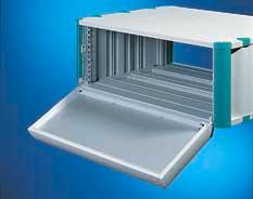 6 mm (19") wide enclosures Load capacity 30 kg Hinged part: Die-cast, spray finished in RL 7035, other colors RL 5018/5012/7030 Center part: Extruded aluminum section, spray finished in RL 7035 with