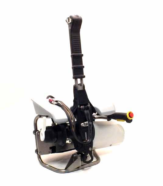 PowerSeat PWRS-B Device Description - General The PowerSeat is designed to help qualified operators ascend a rope and descend using a passive manual device.