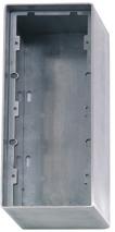 Product overview, escape door security On-wall casing / Frames / Dummy cover On-wall casing Versions / s On-wall casing Version 1-section on-wall casing, stainless steel B 5858 0691 2-section on-wall