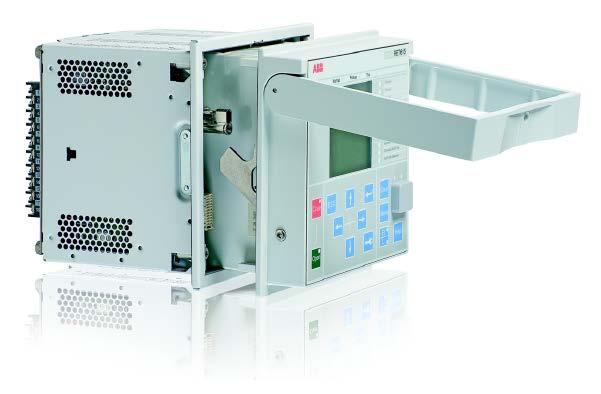 Relion Advanced Motor Protection REM615 and REM620 common features Draw-out/draw-in Construction Speeds up installation,