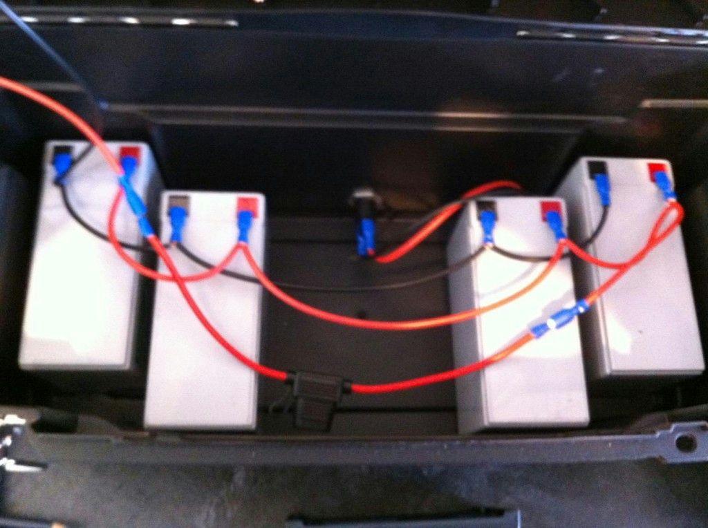 Batteries Wired in Parallel I also added a 12v inline fuse which you can see in the image above, this