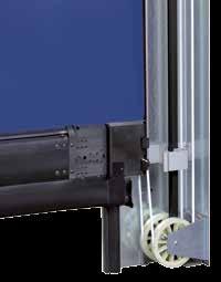 Door type V 6020 TRL The 4-mm-thick, transparent door curtain allows light to pass through and protects against surprises