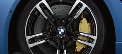automatic or manual gearshifts See page 16 M CARBON CERAMIC BRAKES. An advanced motorsport derived braking system.