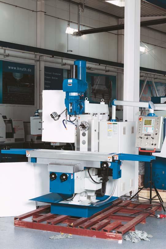 Servo-Conventional: Intuitive operation, extensive functionality, and proven machine design combined with the precision of advanced CNC technology Rigid frame design with wide guideways and travels