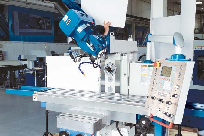 precise: Operated via electronic hand-wheels - axes are powered by high-quality servo drives that translate your hand movements with the precision and dynamics of modern CNC machines Feed control