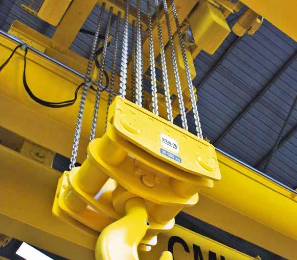 Example 1 ST chain hoist with 30,000 kg load capacity This off-standard design comprising four ST60 chain hoists from STAHL Crane Systems is designed for the impressive load capacity of 30,000 kg and