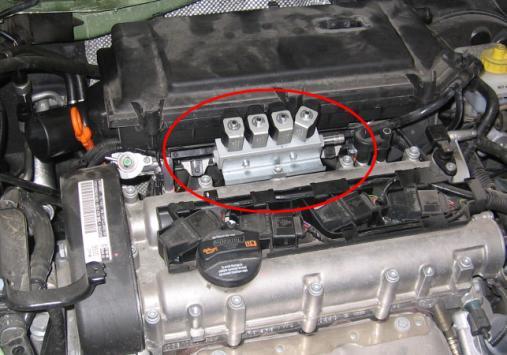 Picture 4o: Injectors matched in serial way In case there are (two) 2xFH02 3-cyl Injectors installed it is forbidden to join such a pair of injectors in serial