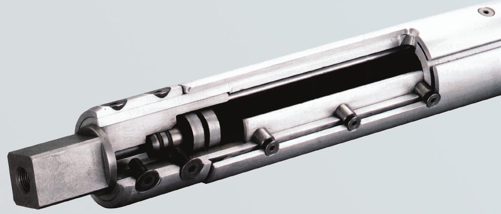 Sectional drawing with inner assembly of an expansion shaft, Series L Precision shaft journals manufactured to tightest