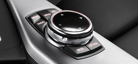 [ 06 ] The automatic eight-speed Steptronic Sport transmission makes it all possible from comfortable cruising to